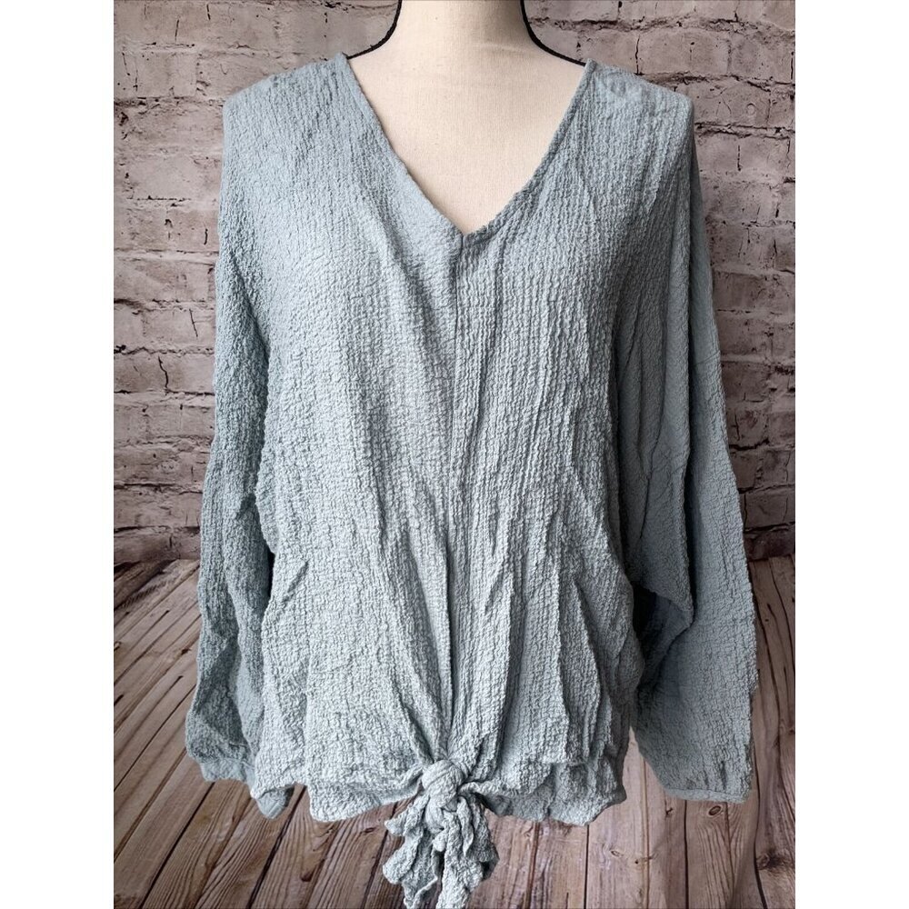 Umgee V-Neck Textured Light Blue‎ Blouse With Front Tie Womens S